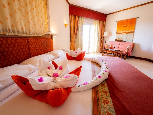 Genieße die All-Inclusive Verpflegung und traumhafte Zimmer in den RED SEA HOTELS 