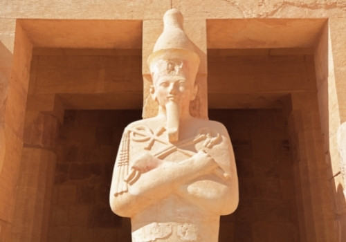 Hatschepsut Tempe Statuen beim Ausflug in Ägypten entdecken
