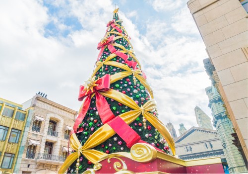 Geschmückter Weihnachtsbaum in Kairo